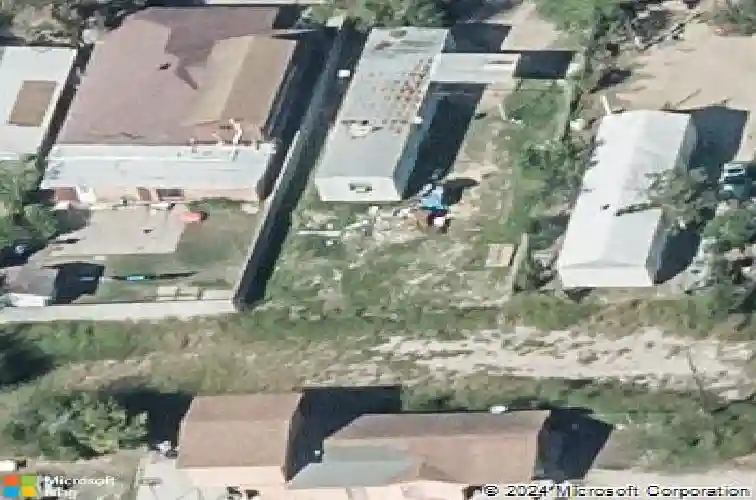 109 masterson rd, laredo,  TX 78046