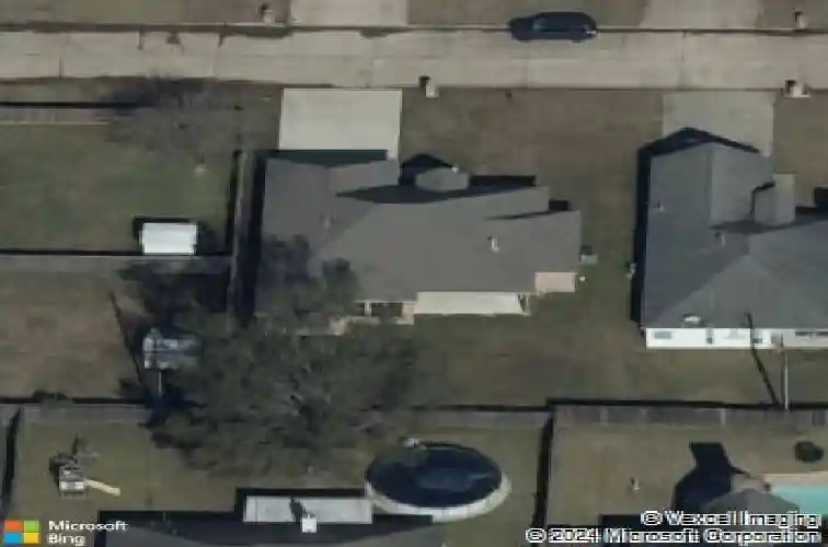 825 tralee, vidor,  TX 77662