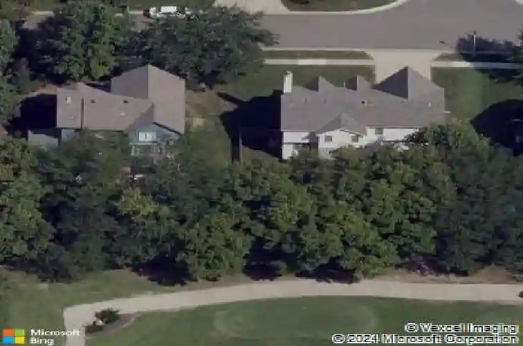 23826 clear creek pkwy, shawnee,  KS 66226