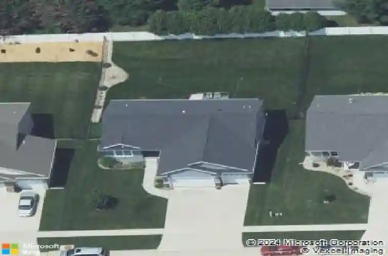 465 oak park cir, marion,  IA 52302