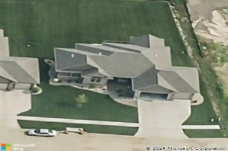 932 prescott ln, marion,  IA 52302