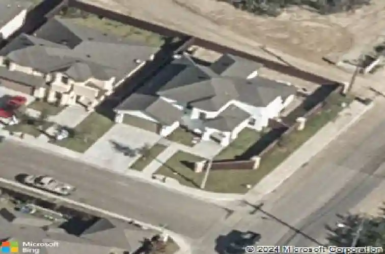 2320 leo reyes ct, laredo,  TX 78041