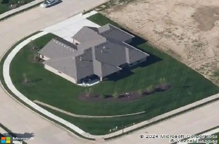 1210 marcassin dr, columbia,  MO 65201