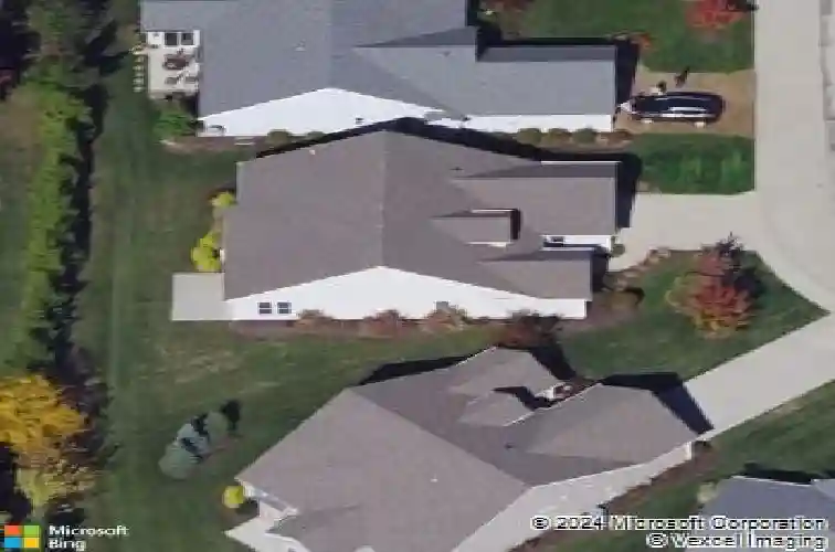 498 water pointe ln, brunswick,  OH 44212