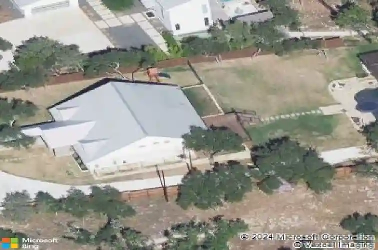1325 likeness rd, spicewood,  TX 78669
