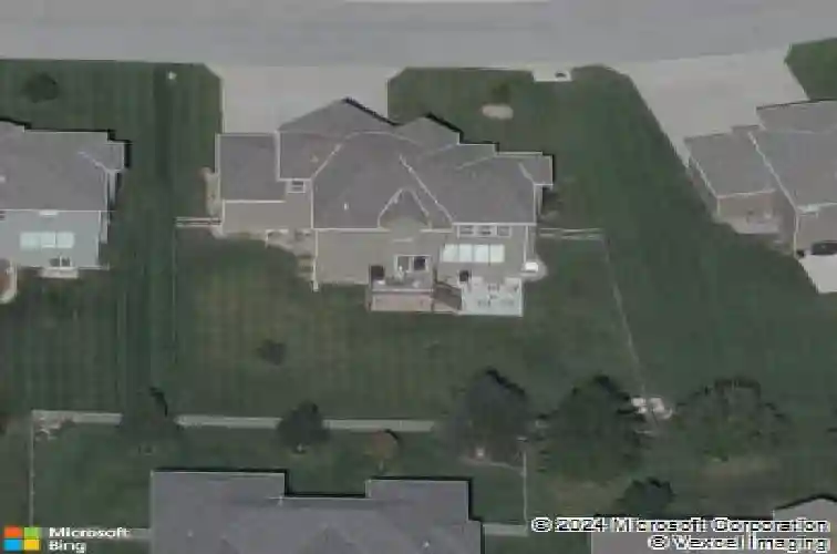 2821 ne parkview ln, lees summit,  MO 64086