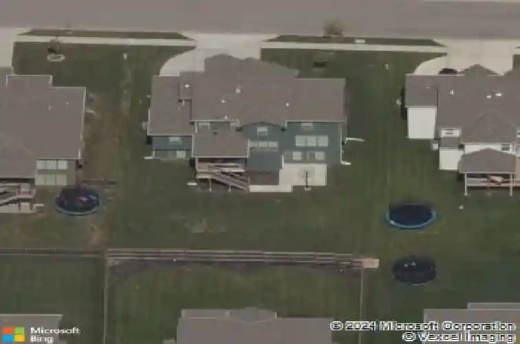 2409 ne 112th st, kansas city,  MO 64155