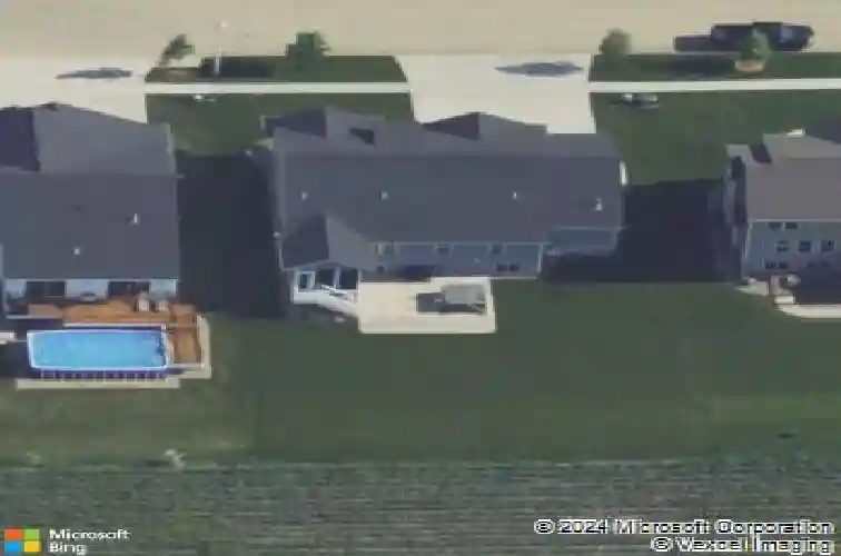 3065 ridgeview dr, ely,  IA 52227