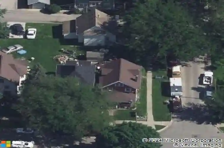 1562 4th ave se, cedar rapids,  IA 52403