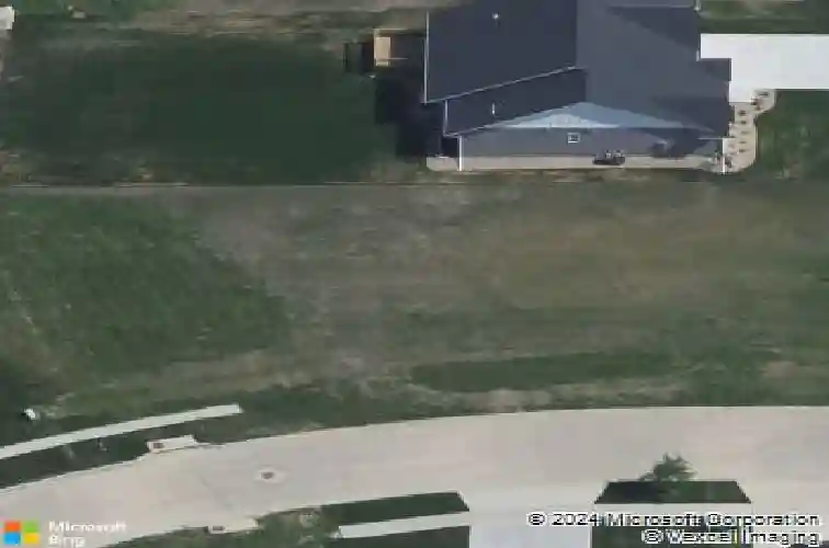 7615 westfield dr ne, cedar rapids,  IA 52402