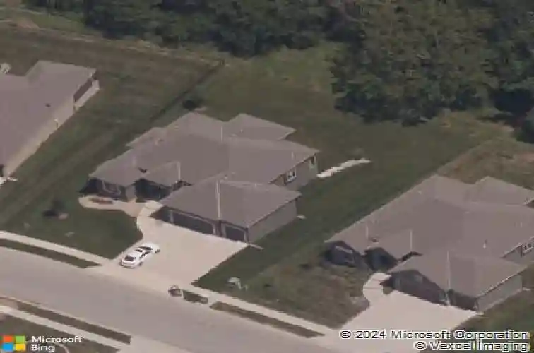 1209 dunvegan ln, raymore,  MO 64083