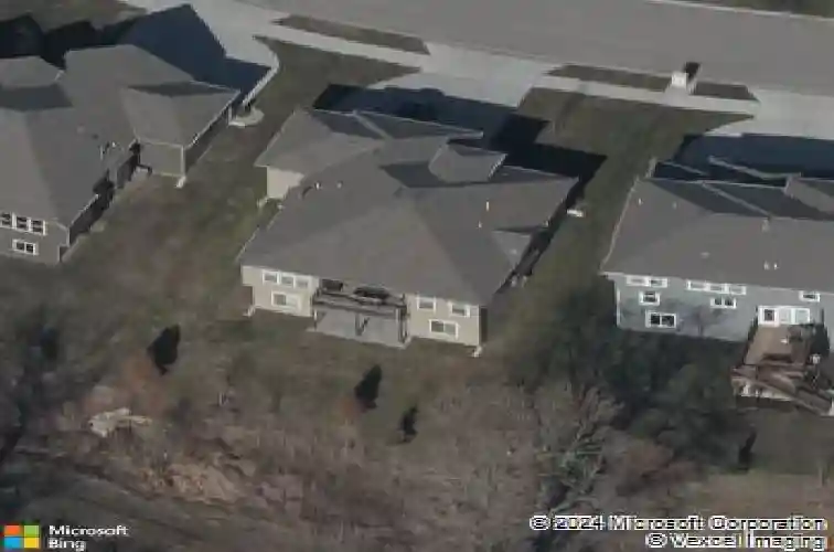 4244 sw stoney brook dr, lees summit,  MO 64082