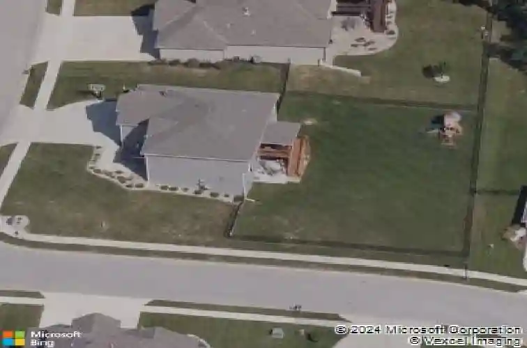 5905 n nevada ave, kansas city,  MO 64152
