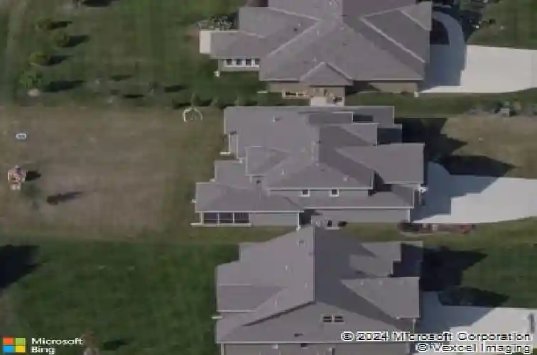 8120 lone elm rd, lenexa,  KS 66220