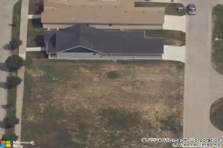 8137 n farley ave, kansas city,  MO 64158