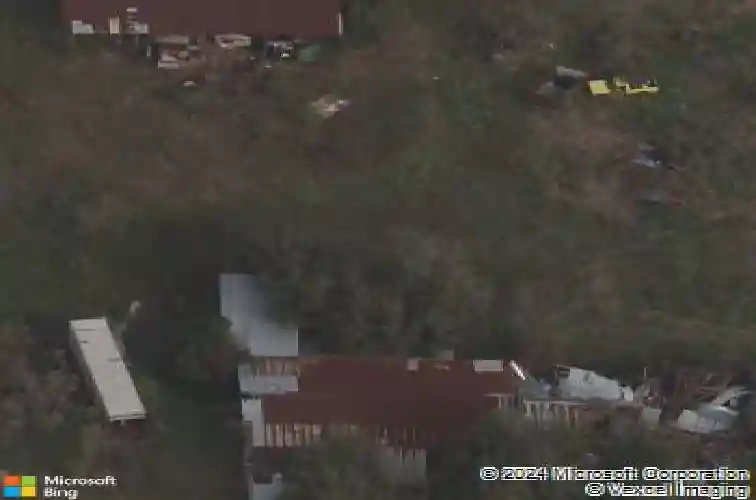 11828 county road 105, oxford,  FL 34484