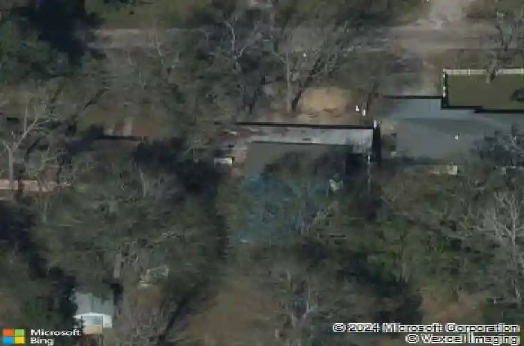 465 lindberg st, vidor,  TX 77662