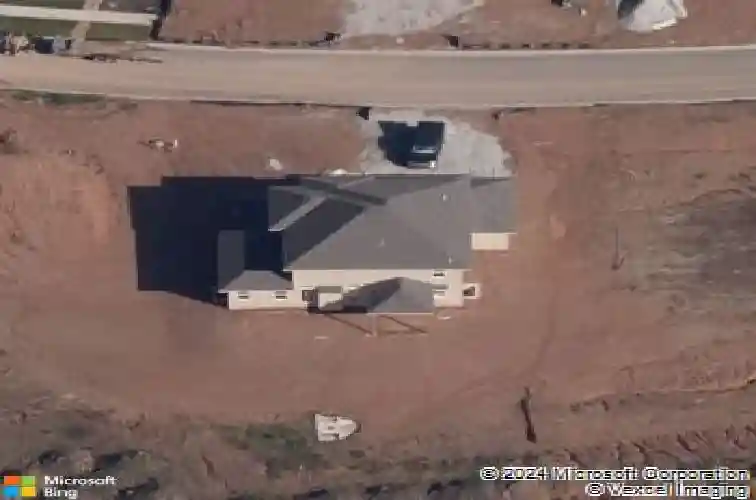 1827 red orchard dr, liberty,  MO 64068