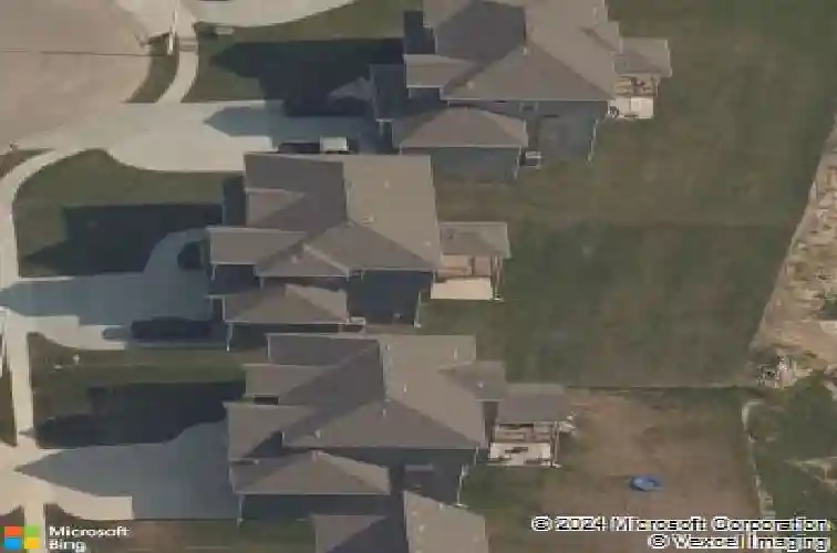 10409 n lister ct, kansas city,  MO 64156