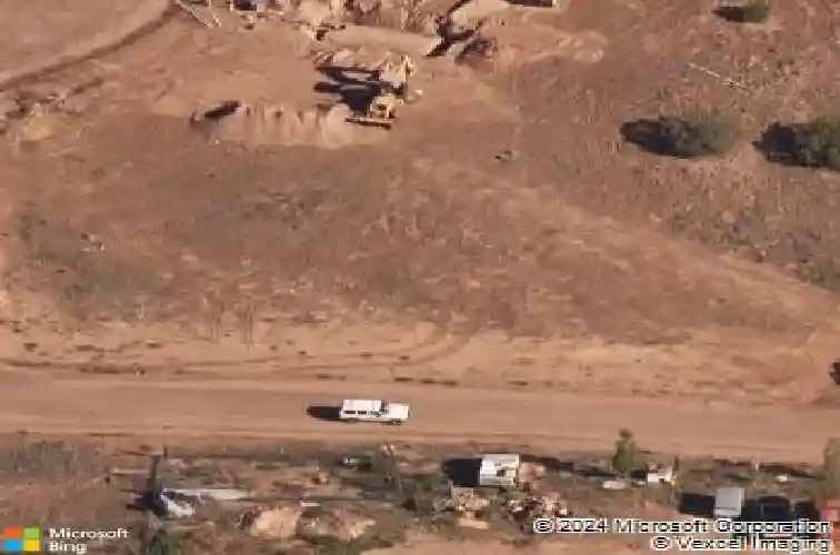 25 dos hermanos, santa fe,  NM 87507