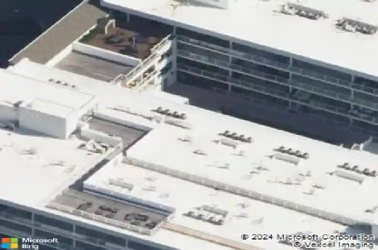 3 somerset lane #404, edgewater,  NJ 07020