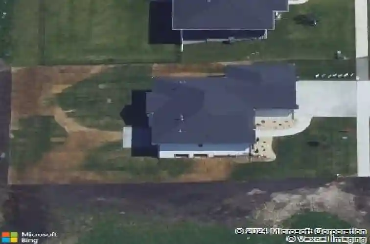 1405 foxtail dr, fairfax,  IA 52228