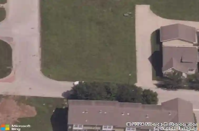 5737 crescent ave, raytown,  MO 64133