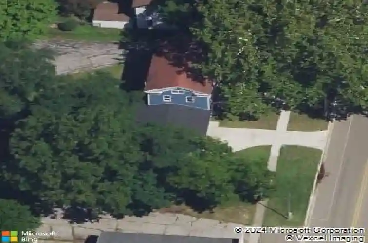 115 n gremps st, paw paw,  MI 49079