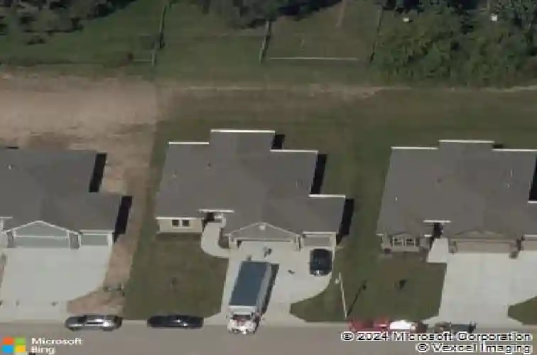 18 ne 102nd st, kansas city,  MO 64155