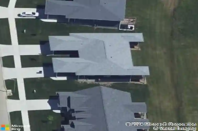 1416 applewood dr, fairfax,  IA 52228