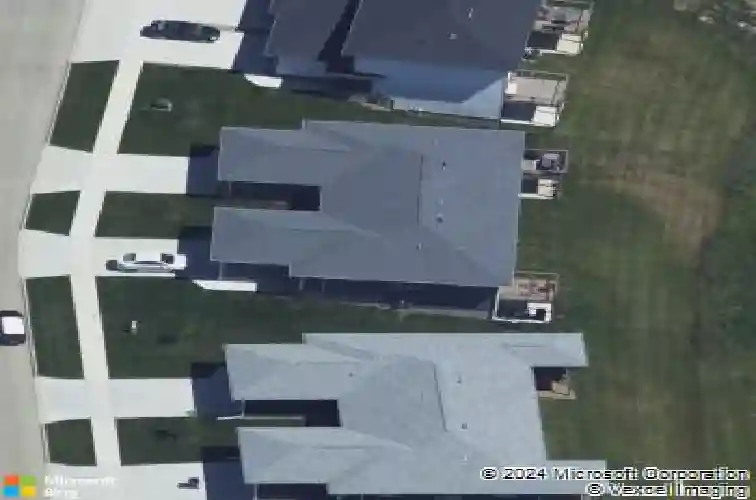 1426 applewood dr, fairfax,  IA 52228