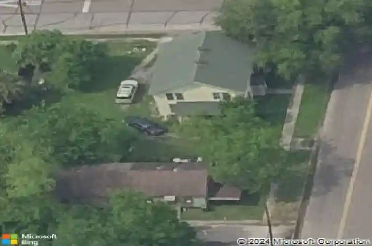 811 10th st, orange,  TX 77630