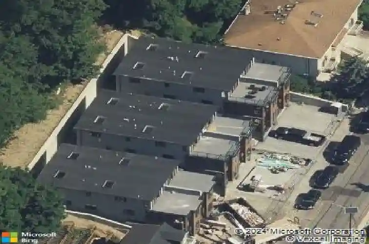 718 undercliff ave, edgewater,  NJ 07020