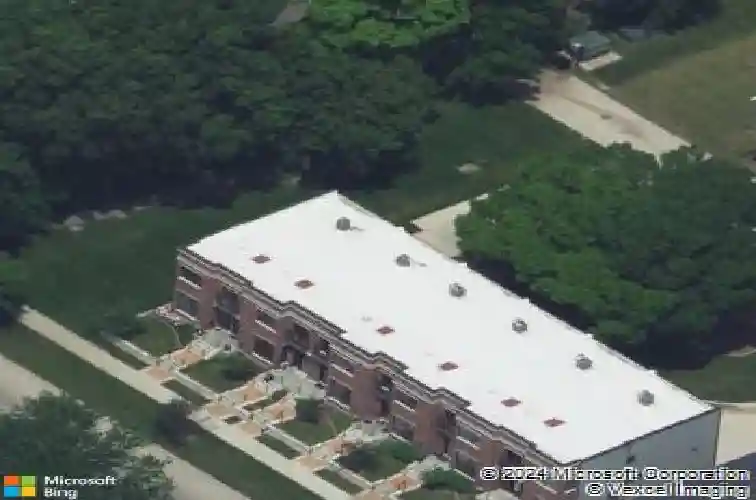 1008 2nd st se, cedar rapids,  IA 52401