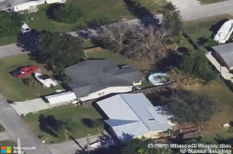 5765 se rosemont ave, stuart,  FL 34997