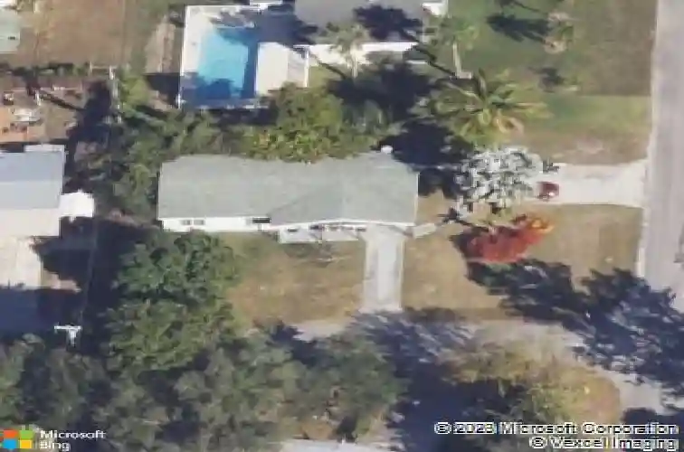 1395 ne flora pl, jensen beach,  FL 34957