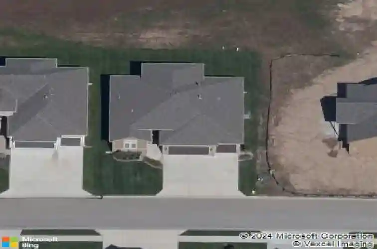 1700 ne parkwood dr, lees summit,  MO 64064