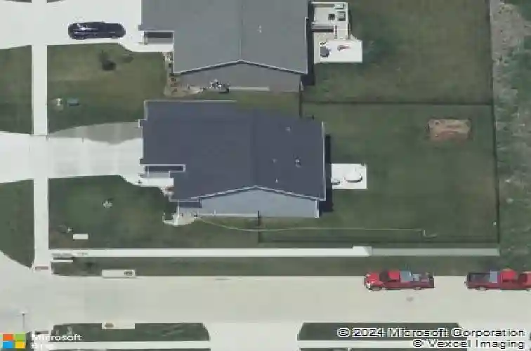 2239 crestwood ln, marion,  IA 52302