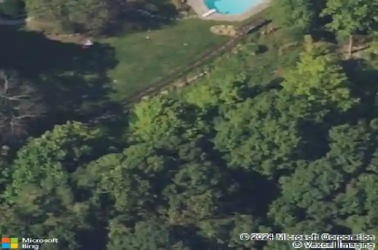 725 surrey ln, franklin lakes,  NJ 07417