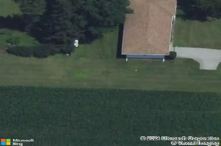 842 oak dr, palo,  IA 52324