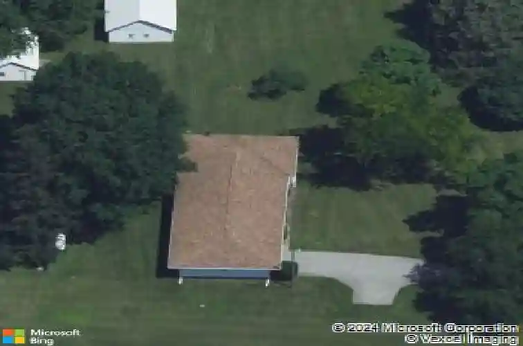 914 oak dr, palo,  IA 52324