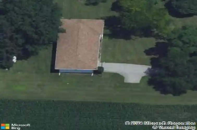 904 oak dr, palo,  IA 52324