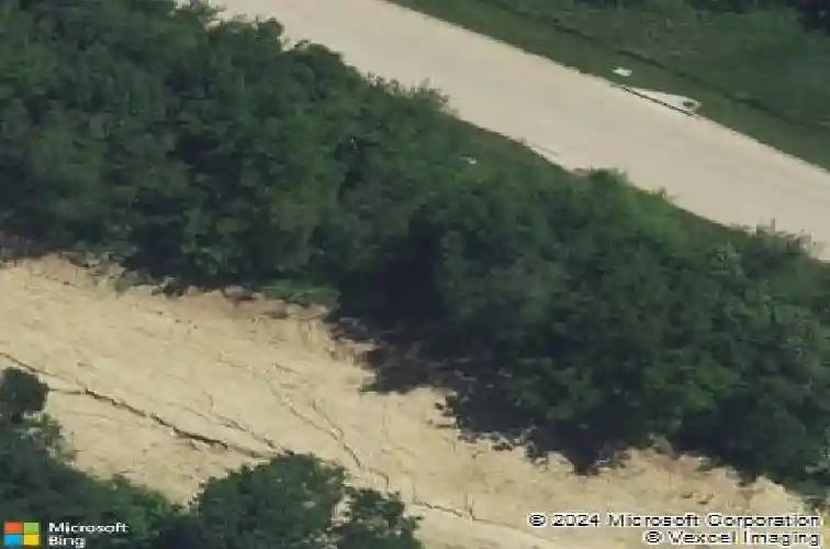 2102 sierra cir ne, cedar rapids,  IA 52402