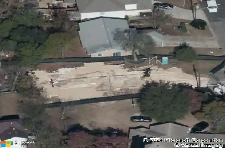 1604 perez st
                                ,Unit A, austin,  TX 78721