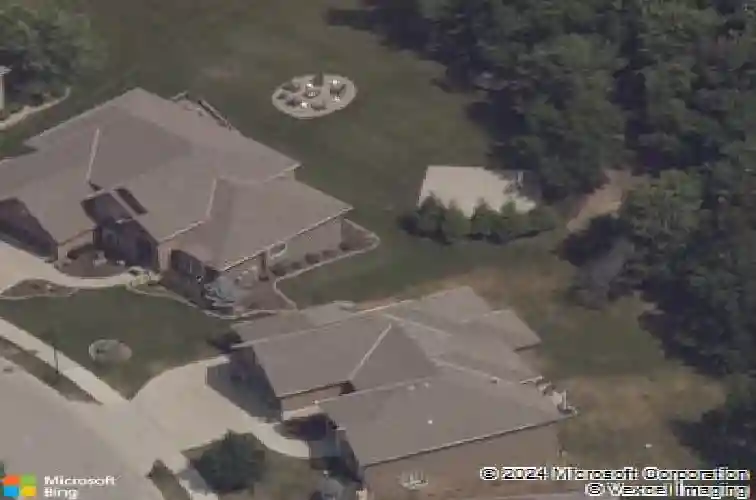 8841 n kentucky ave, kansas city,  MO 64157