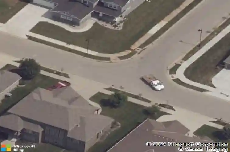 8716 n lewis ave, kansas city,  MO 64157