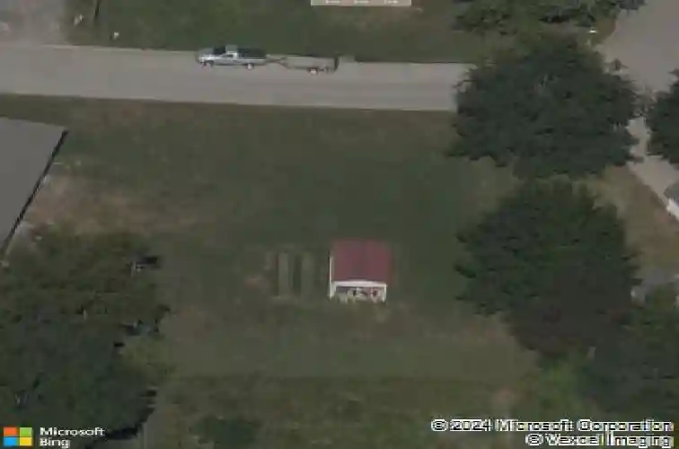 407 sixth st, smithville,  MO 64089