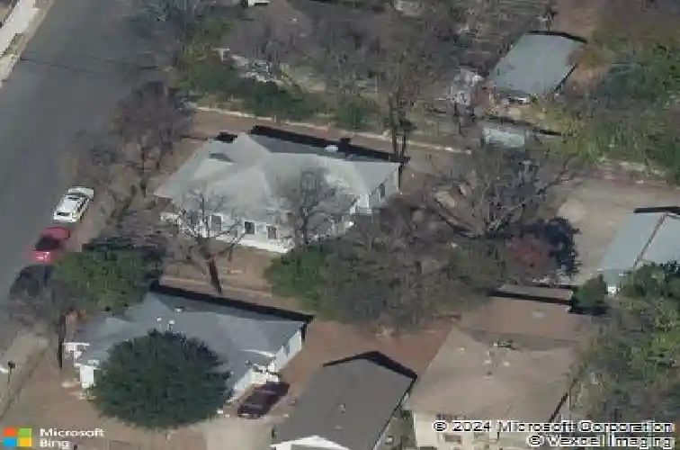 705 waller st, austin,  TX 78702
