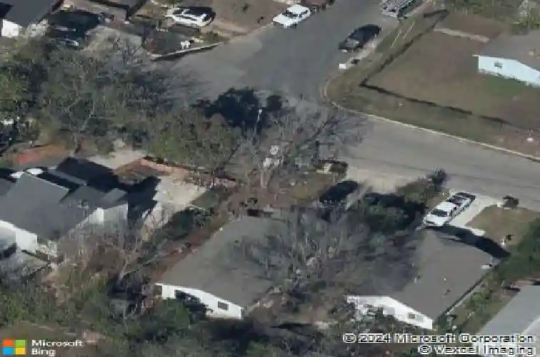 5609 tura ln
                                ,Unit A, austin,  TX 78721