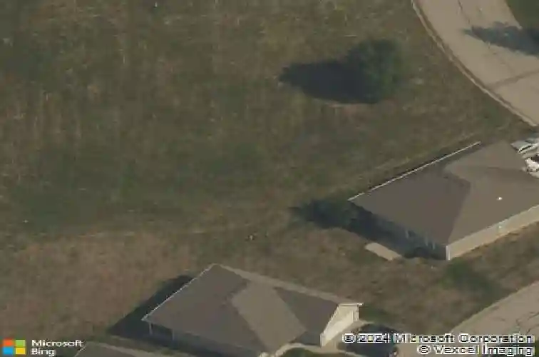 12322 n pomona ave, kansas city,  MO 64163